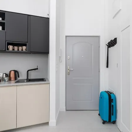 Boduena 4 - Elegant In Centre By Renters Apartmán Varšava